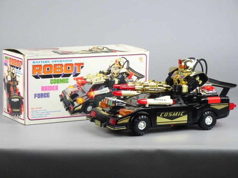 Vintage toy: Cosmic Raider Force Robot.
