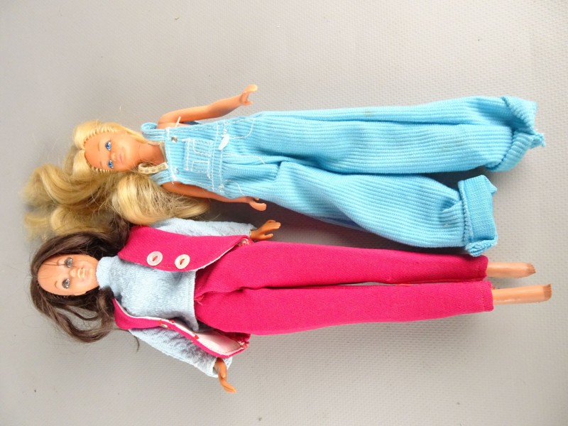 2 vintage Barbies (1966 + 1967)