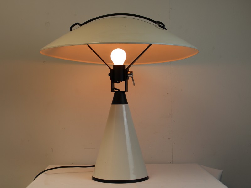 Radar Desk Lamp By Elio Martinelli For Martinelli Luce