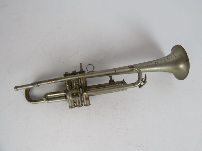 Vintage trompet gemerkt Emperor Virtuose.